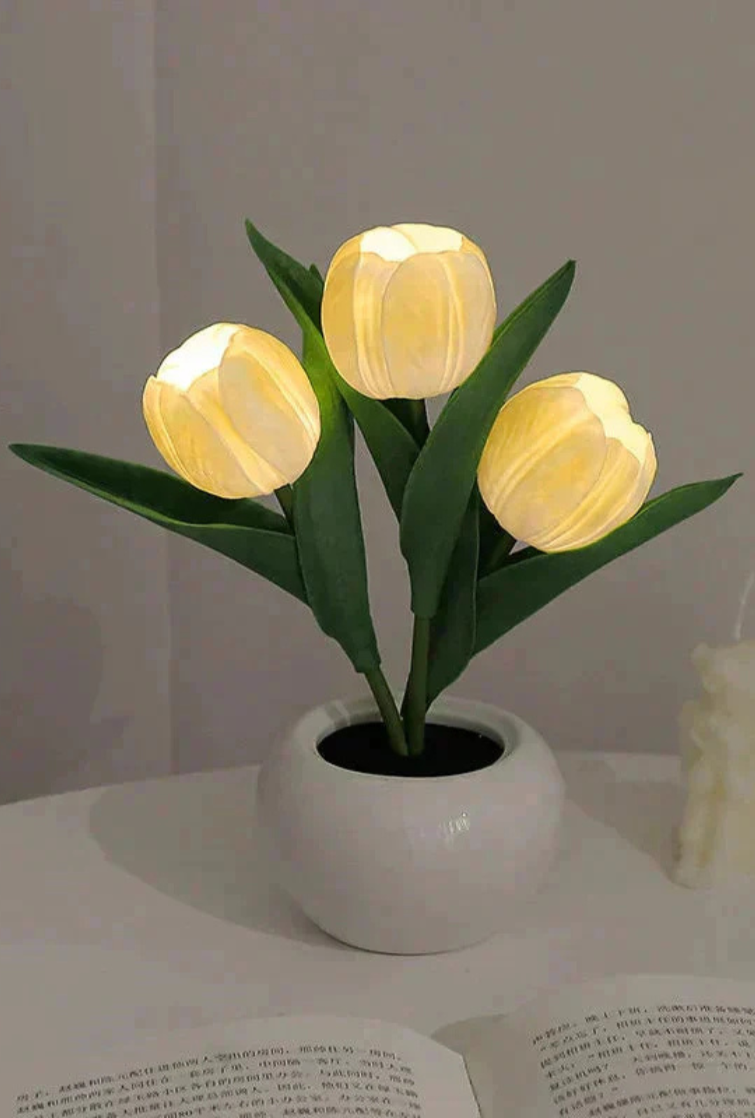 AURA LANE | LÁMPARA DE TULIPÁN LED, LUZ NOCTURNA DE TULIPÁN SIMULADO CON JARRÓN, LÁMPARA DE MESA DECORACIÓN, IDEAL PARA HOGAR, SALA DE ESTAR, DECORACIÓN DE MESA