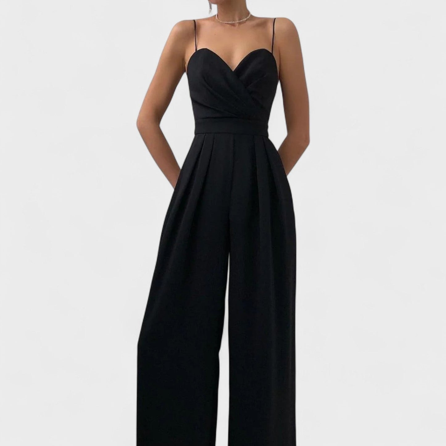 AURA LANE | MONO ESCOTADO ELEGANTE