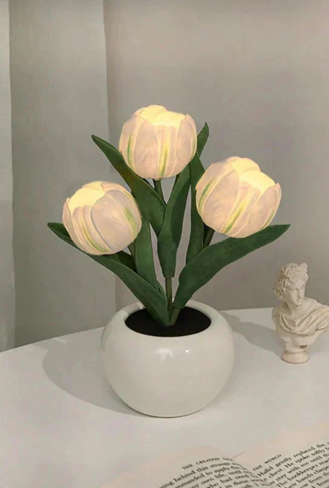 AURA LANE | LÁMPARA DE TULIPÁN LED, LUZ NOCTURNA DE TULIPÁN SIMULADO CON JARRÓN, LÁMPARA DE MESA DECORACIÓN, IDEAL PARA HOGAR, SALA DE ESTAR, DECORACIÓN DE MESA