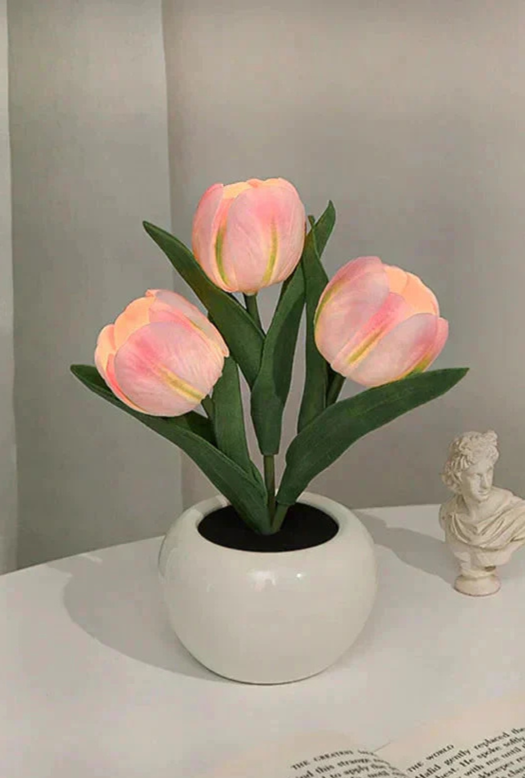 AURA LANE | LÁMPARA DE TULIPÁN LED, LUZ NOCTURNA DE TULIPÁN SIMULADO CON JARRÓN, LÁMPARA DE MESA DECORACIÓN, IDEAL PARA HOGAR, SALA DE ESTAR, DECORACIÓN DE MESA