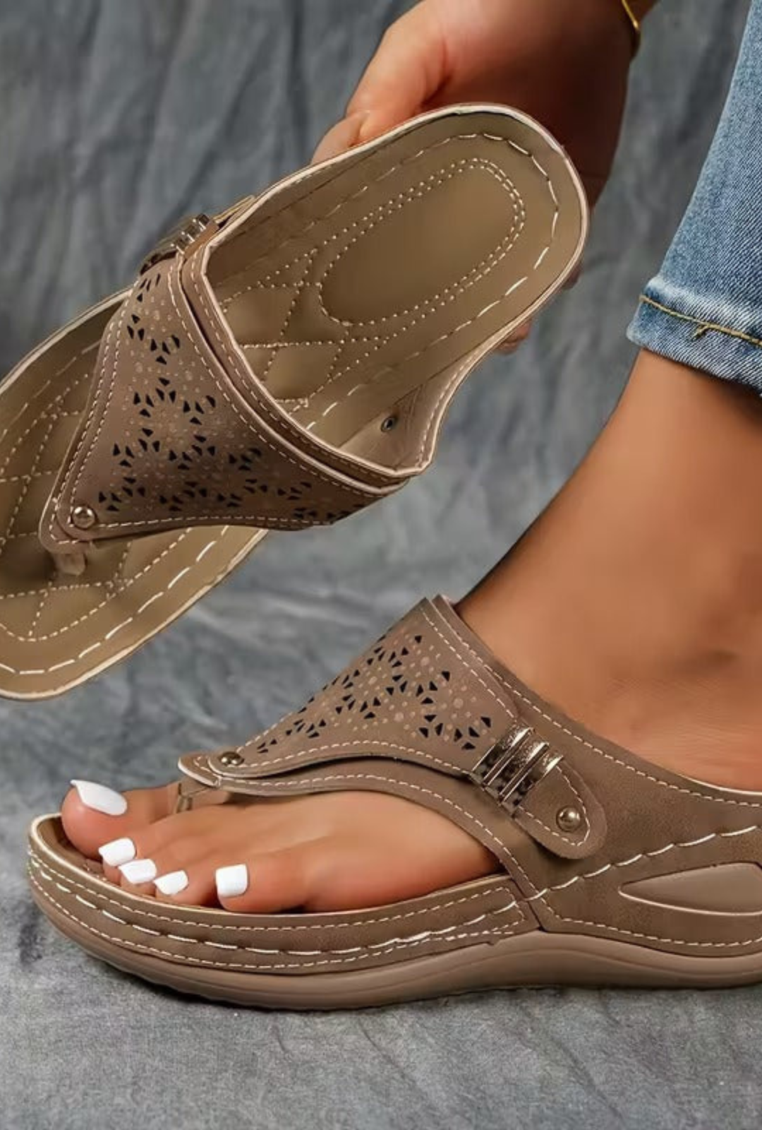 AURA LANE | SANDALIAS DE CUÑA CONFORT & SUJECCIÓN