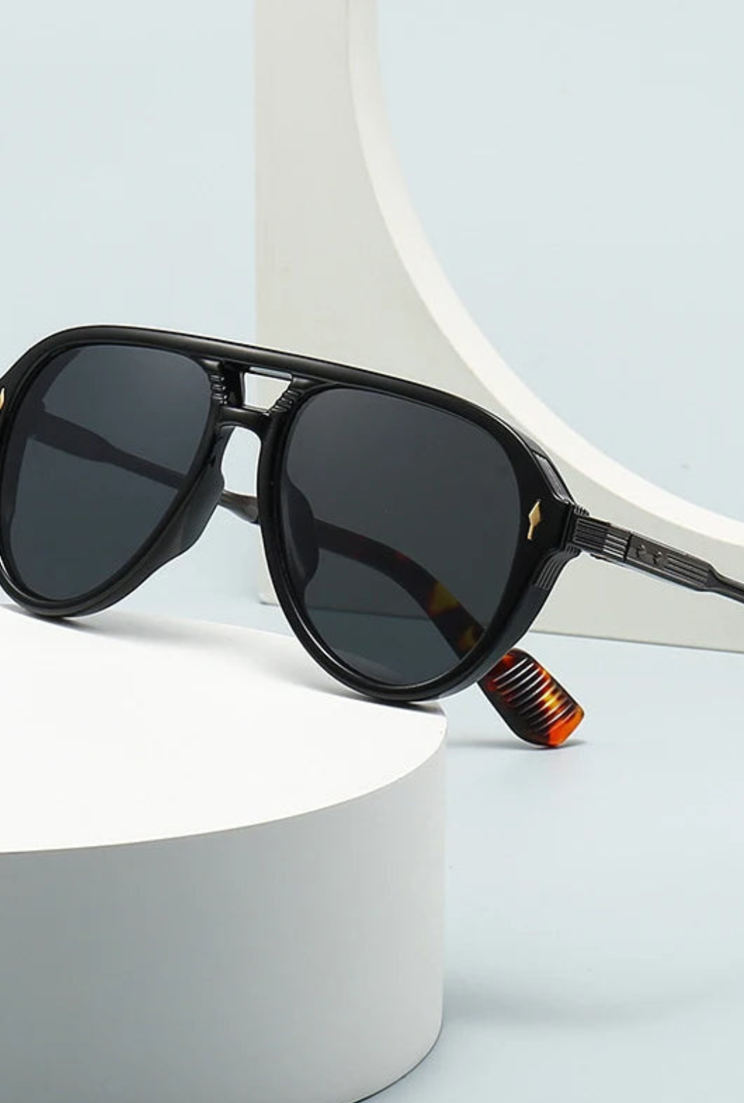 AURA LANE | GAFAS DE SOL ELEGANTE & CASUALES UNISEX