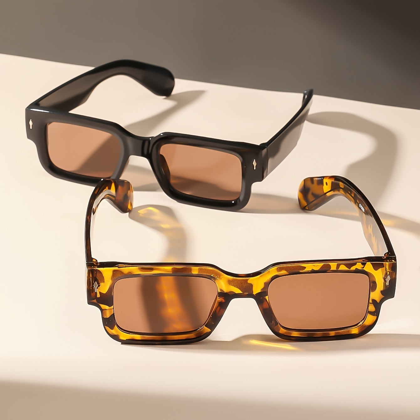 AURA LANE | GAFAS DE SOL MODERNAS ELEGANTES