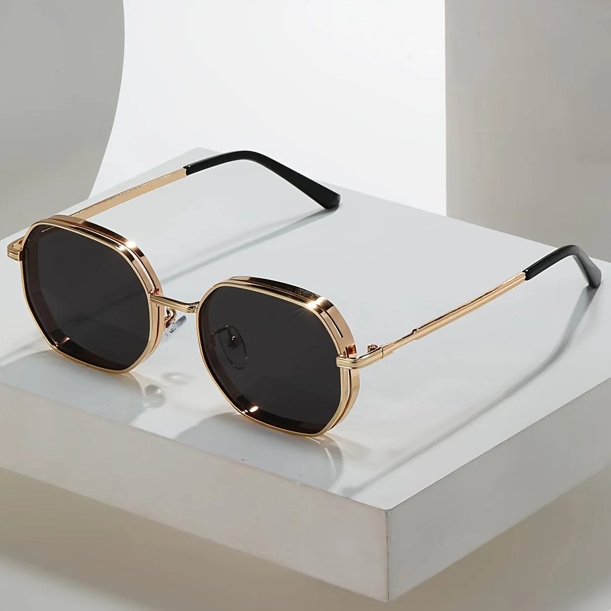 AURA LANE | GAFAS DE SOL ELEGANTES SIMPLES HOMBRE
