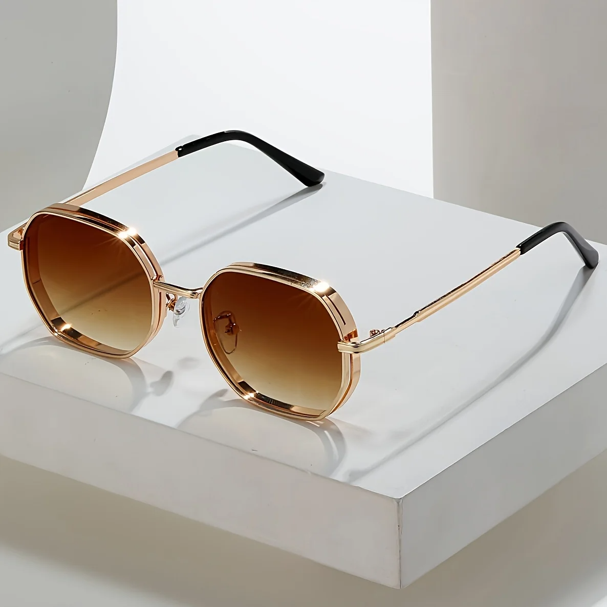 AURA LANE | GAFAS DE SOL ELEGANTES SIMPLES HOMBRE