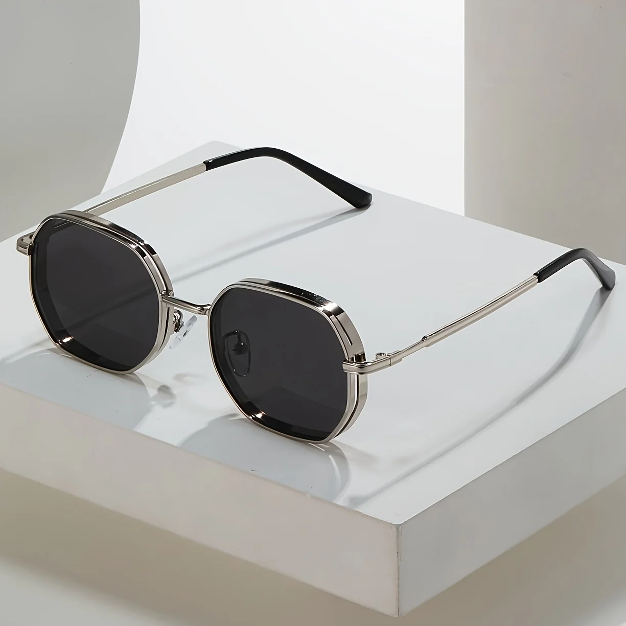 AURA LANE | GAFAS DE SOL ELEGANTES SIMPLES HOMBRE