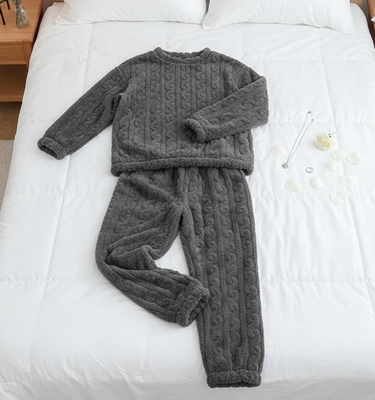 AURA LANE | CONJUNTO PIJAMA FORRO POLAR MUJER