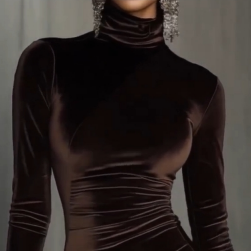 AURA LANE | ELEGANTE VESTIDO AJUSTADO DE PIEL SUAVE